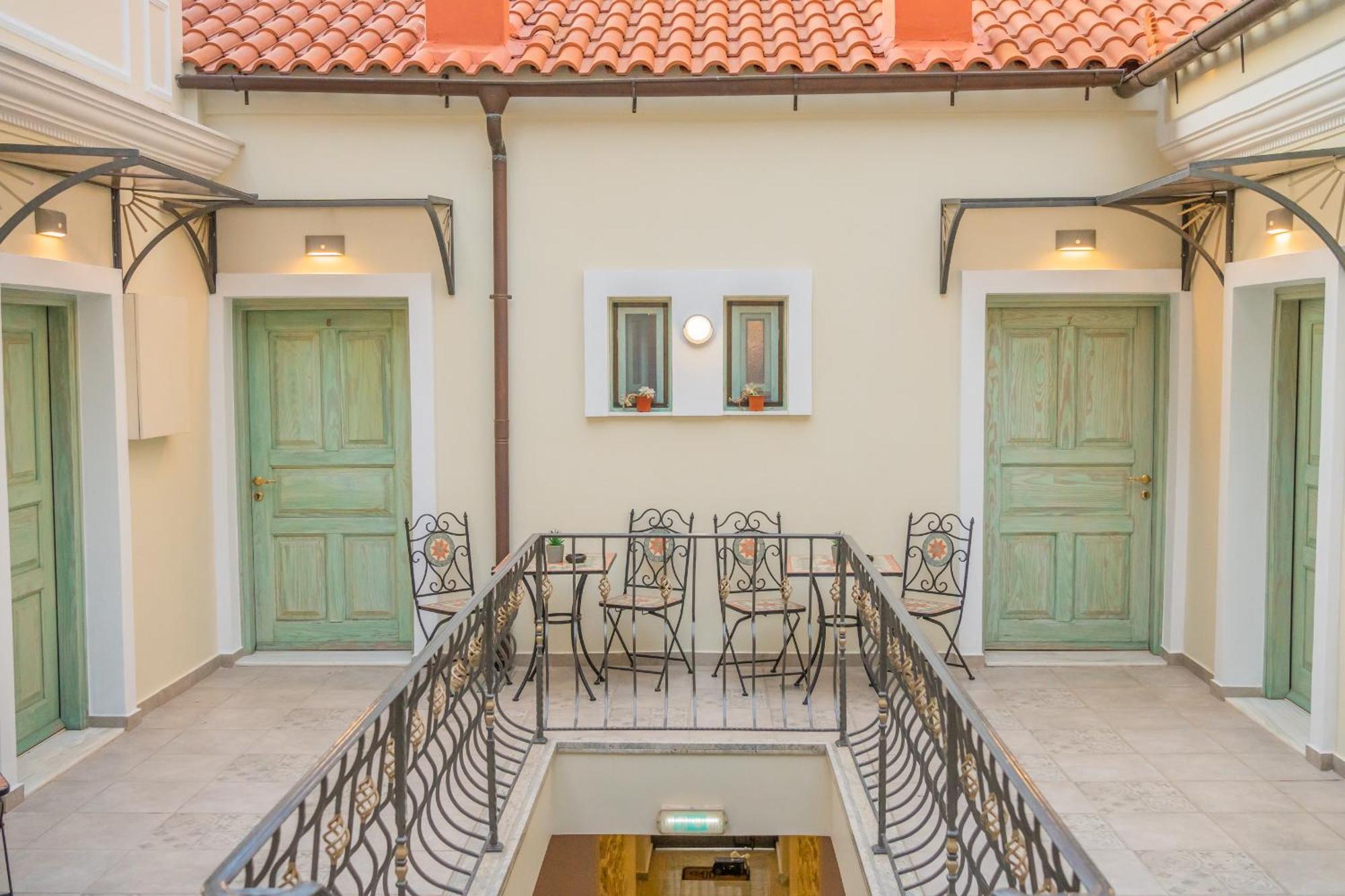 The Stone Manor , Noho Boutique Thissio Афины Экстерьер фото